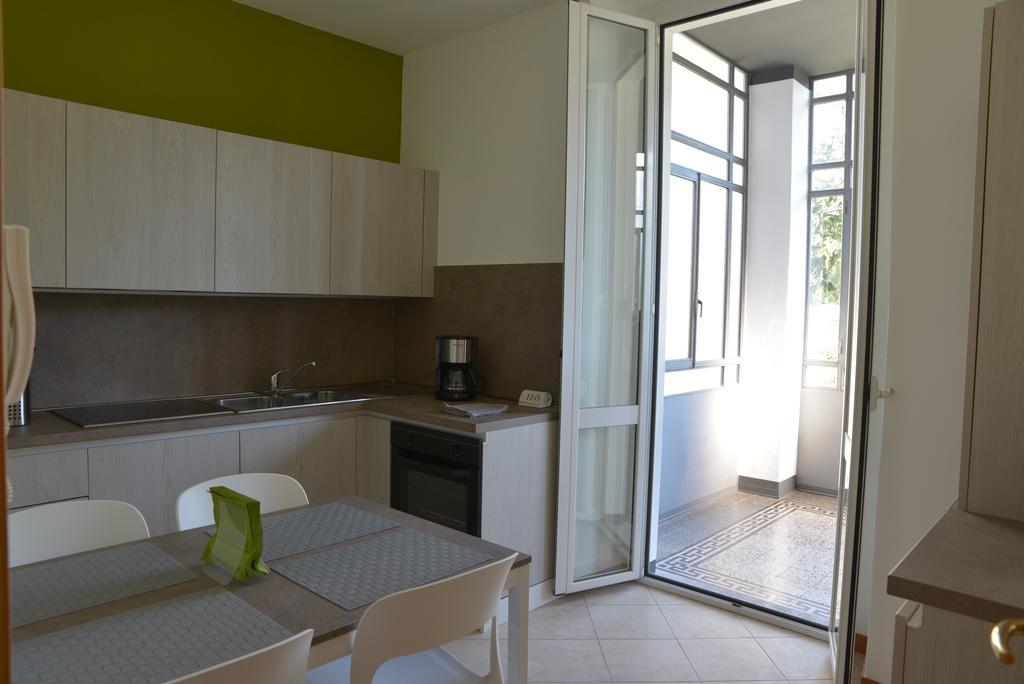 Appartement Residenza Cece' à Lecco Chambre photo